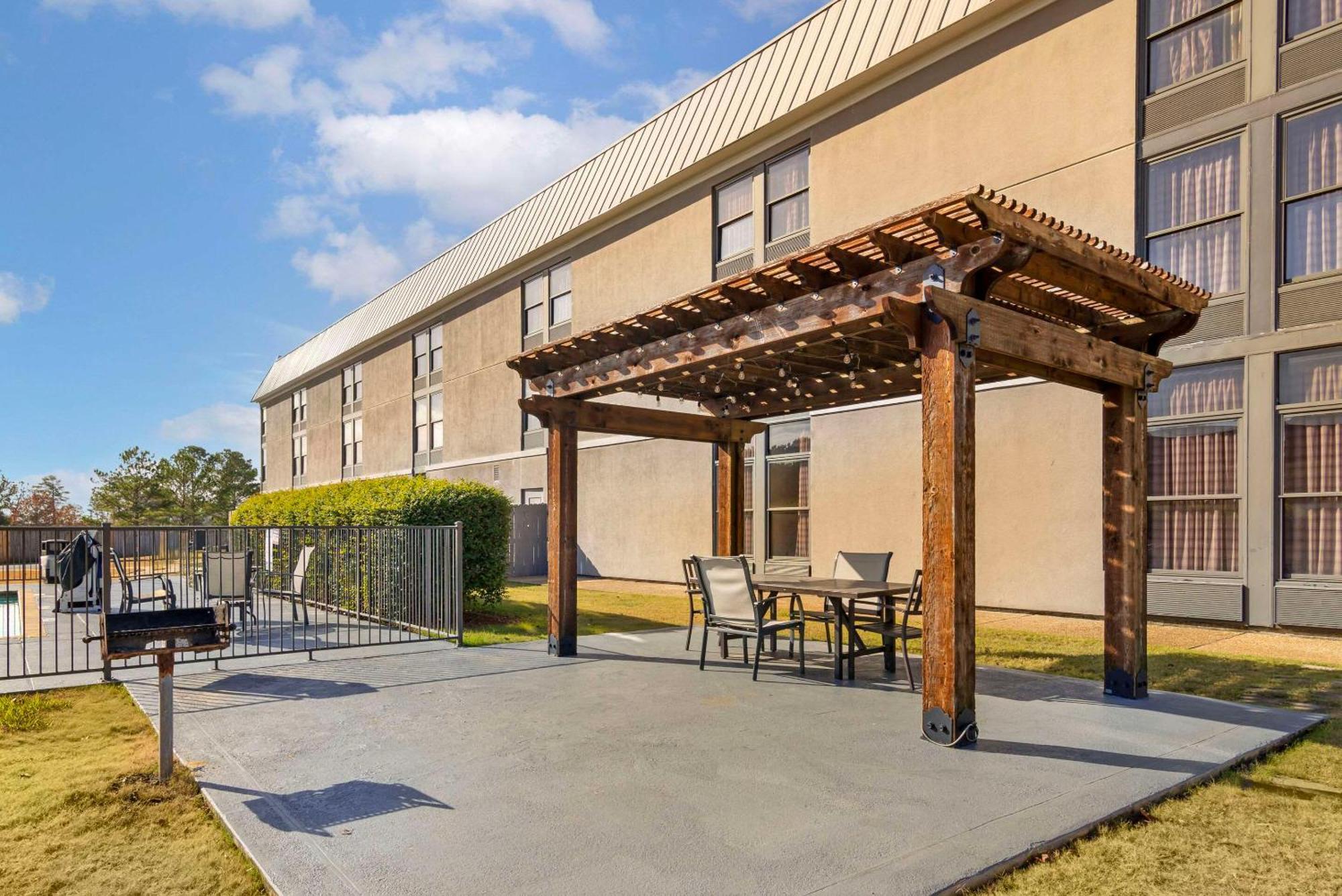 Quality Inn Valley - West Point Zewnętrze zdjęcie